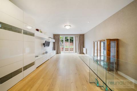 2 bedroom apartment for sale, Jubilee Lodge, Green Lane