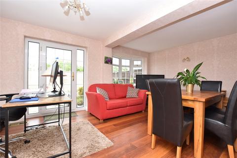 4 bedroom detached house for sale, Rein Gardens, Tingley, Wakefield, West Yorkshire