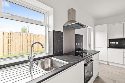 2 bedroom semi-detached house for sale, Tryst Road, Stenhousemuir FK5