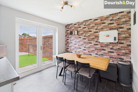 35 Prospero Close, Penkridge, Stafford, ST19 5QU
