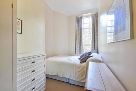 3 bedroom apartment to rent, London NW6