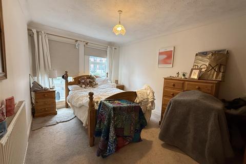 2 bedroom flat for sale, Labrador Quay, Salford
