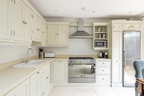 3 bedroom house to rent, Bramford Road, Wandsworth, Wandsworth, London, SW18
