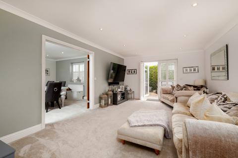 4 bedroom semi-detached house for sale, Robin Hood Road, Bishop's Stortford CM22