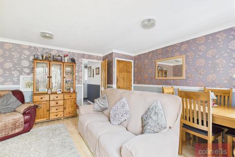 undefined, Elm Grove, Sherburn,