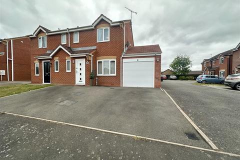3 bedroom semi-detached house for sale, Pebblebrook Way, Bedworth