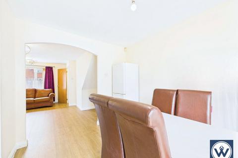 3 Burbridge Close, Manchester, M11 3DW