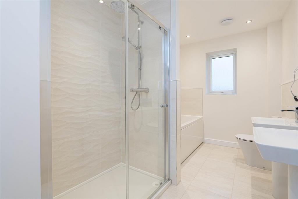 Master Bedroom Ensuite