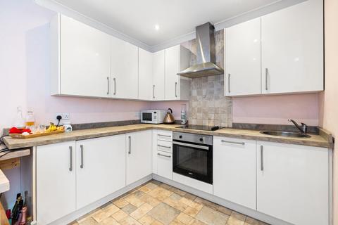 1 bedroom apartment for sale, Kings Road, Haslemere, GU27