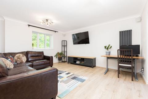 24 Gillison Close, Letchworth Garden City, SG6 1QL