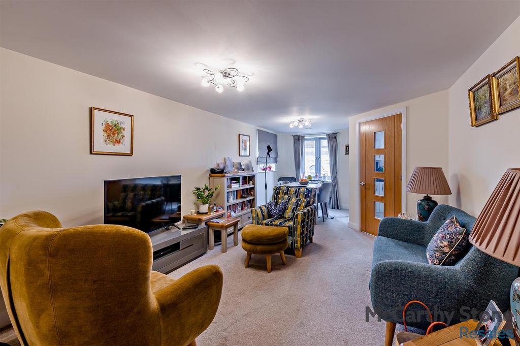 8661734-interior01-800.jpg