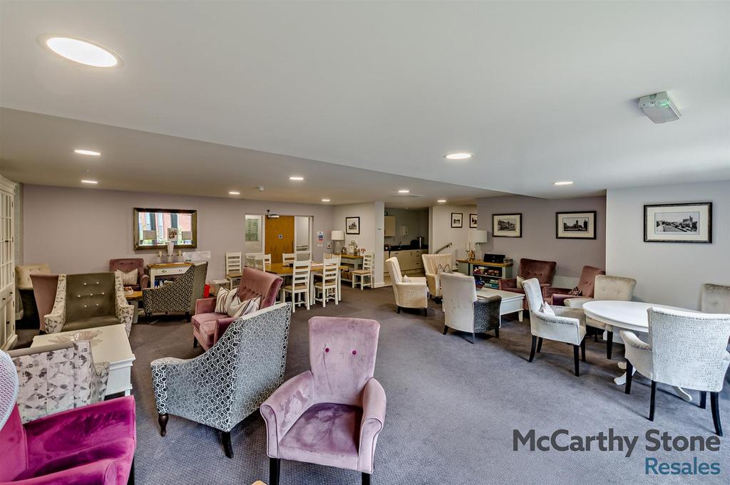 8661734-interior20-800.jpg