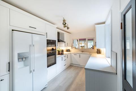 23 Park Road, Caterham, CR3 5TB