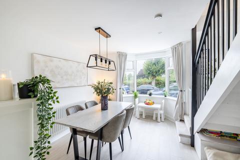 23 Park Road, Caterham, CR3 5TB