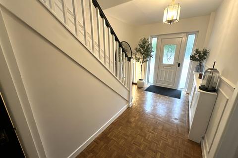 4 bedroom detached house for sale, Alexandra Road, Burton-on-Trent, DE15