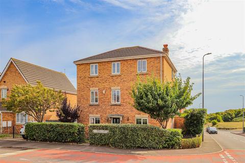 5 bedroom detached house for sale, Heol Y Dryw, Rhoose