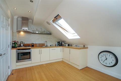 1 bedroom flat for sale, Felsham Road, SW15
