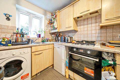 2 bedroom apartment for sale, Arborfield Close, London