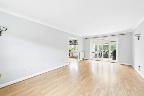 4 bedroom detached house to rent, The Lea, Wokingham, Berkshire, RG40