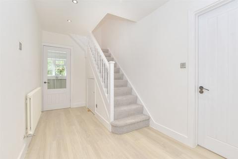 4 bedroom detached house for sale, Heather Drive, St Michaels, Tenterden, Kent