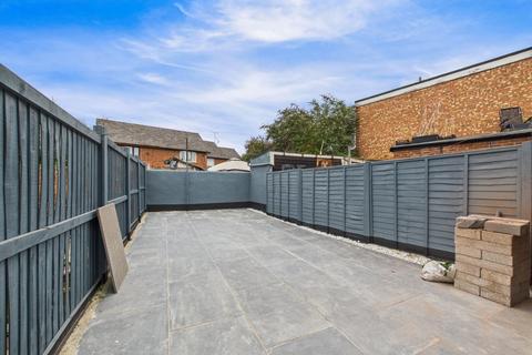 undefined, Tredworth Road, Gloucester, Gloucestershire, GL1