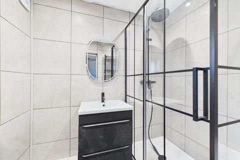 undefined, Tredworth Road, Gloucester, Gloucestershire, GL1