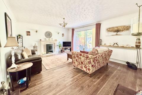4 bedroom detached house for sale, Wishart Gardens, Bournemouth, BH9