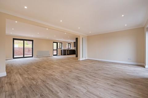 4 bedroom detached house for sale, Trinity View, Caerleon, NP18