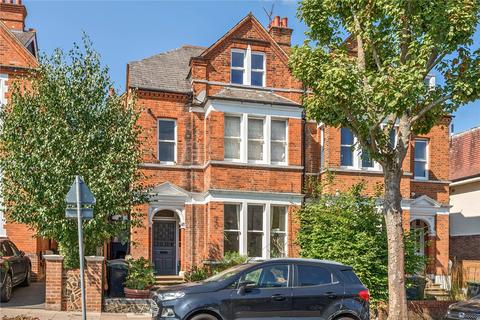 Muswell Avenue, Muswell Hill, N10