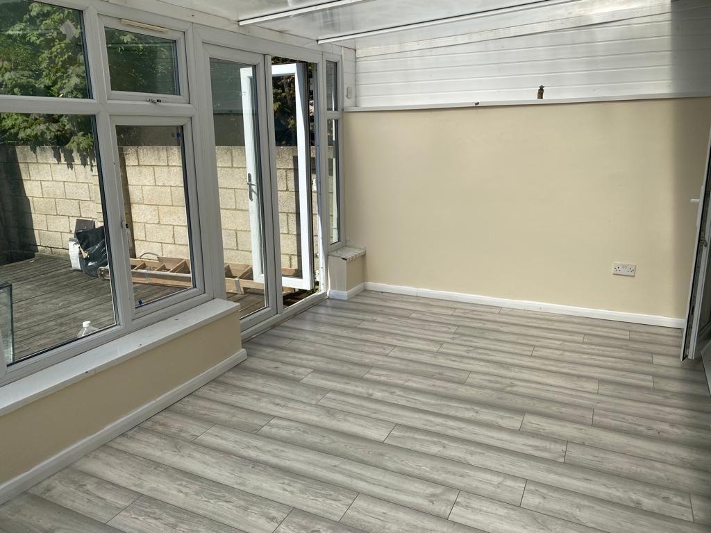 House in Hayes - More