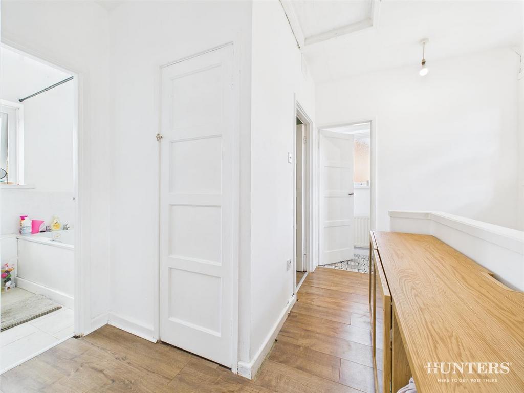 CAM03792 G0-PR0290-STILL010.jpg