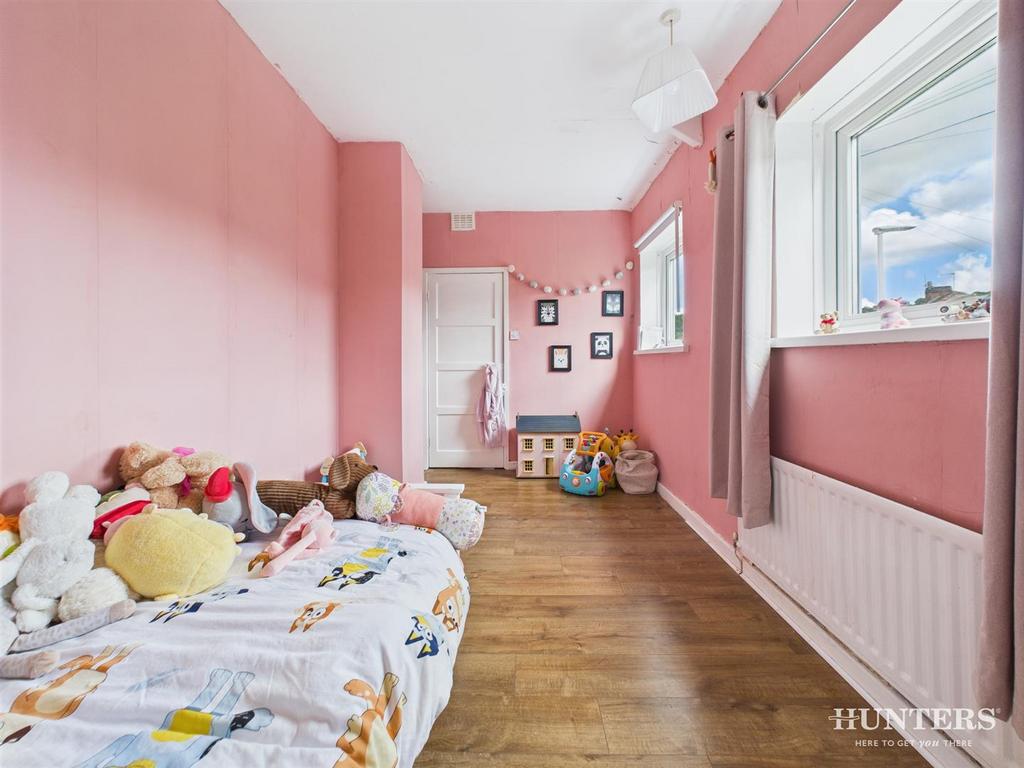 CAM03792 G0-PR0290-STILL012.jpg