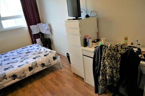 2 bedroom apartment to rent, Peregrine House Hall Street LONDON EC1V 7PR