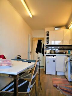 2 bedroom apartment to rent, Peregrine House Hall Street LONDON EC1V 7PR