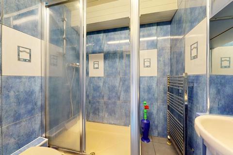 2 bedroom apartment to rent, Peregrine House Hall Street LONDON EC1V 7PR