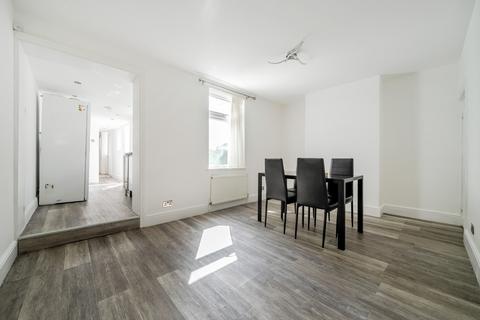58 Frederick Place, London, SE18 7BH
