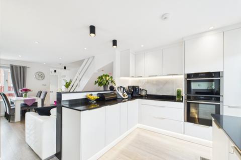 undefined, West Pilton Loan, Edinburgh, Midlothian, EH4