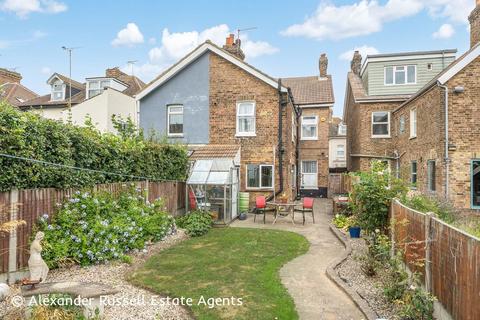 3 bedroom semi-detached house for sale, Osborne Road, Broadstairs, CT10