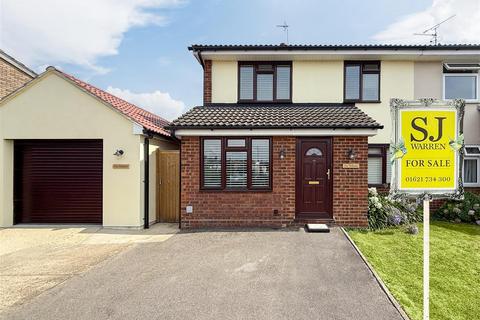 4 bedroom semi-detached house for sale, Crown Way, Southminster