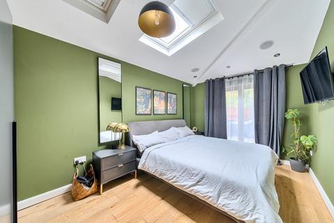 2 Cranston Road, Forest Hill, London, SE23 2HB