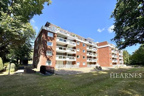Branksome Wood Road, Bournemouth, BH4