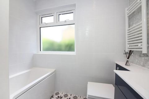 2 bedroom apartment for sale, Heber Road, East Dulwich, London, SE22