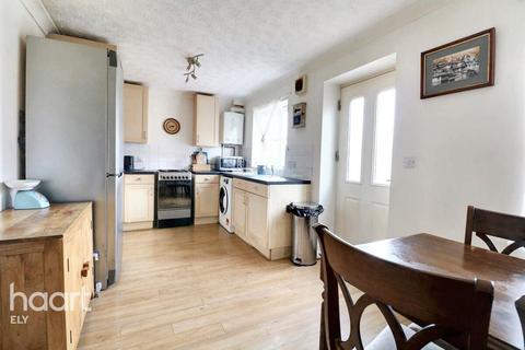 2 bedroom semi-detached house for sale, St Andrews Close, Sutton