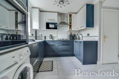 5 Hadfield Drive, Black Notley, Braintree, CM77 8XW