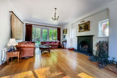 undefined, Waterloo Road, Southport PR8