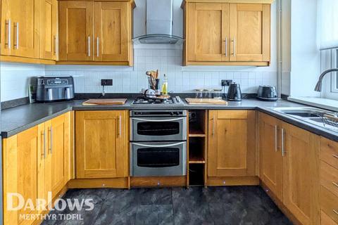 40 Brynteg, Treharris, CF46 5RE