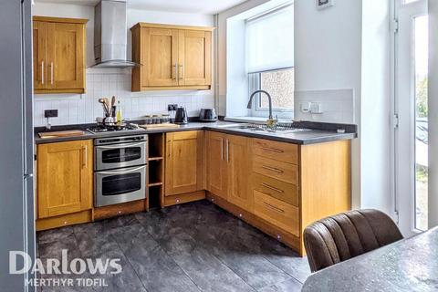 40 Brynteg, Treharris, CF46 5RE