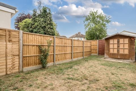 19 Firs Avenue, Windsor, SL4 4BL