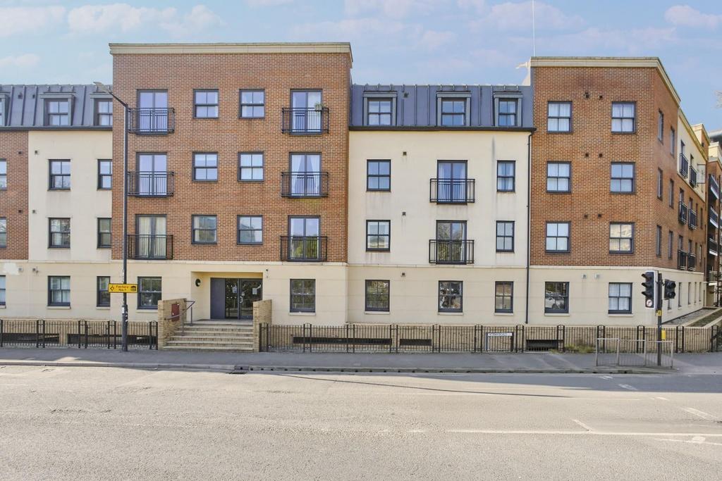 Squires court front shot.jpg