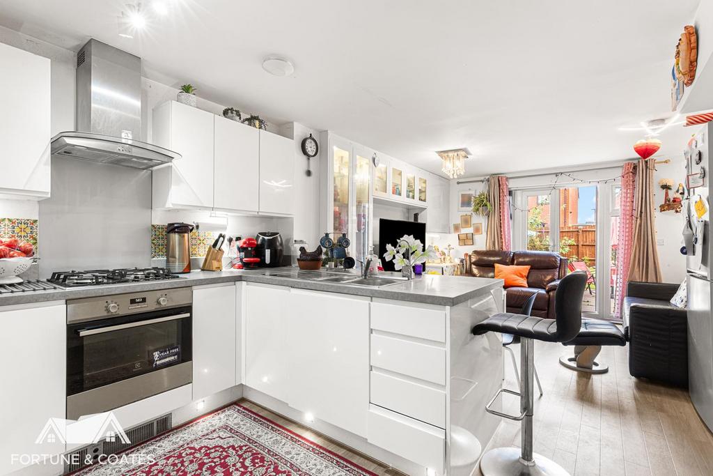 Plumtree Drive 6.jpg